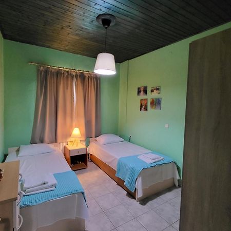 Villa Trifon By Rentalspro Services -Nea Potidea Halkidiki エクステリア 写真