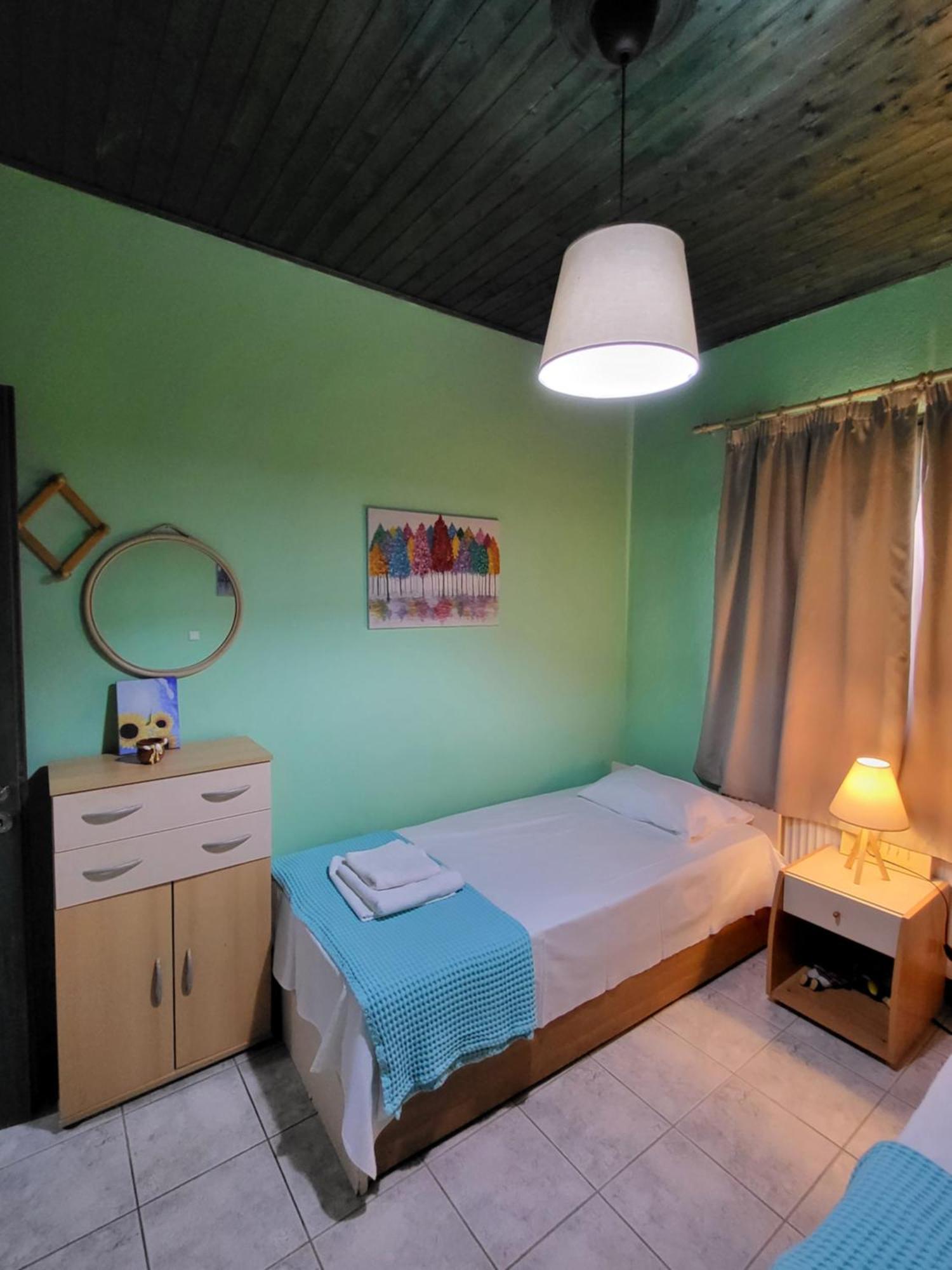 Villa Trifon By Rentalspro Services -Nea Potidea Halkidiki エクステリア 写真