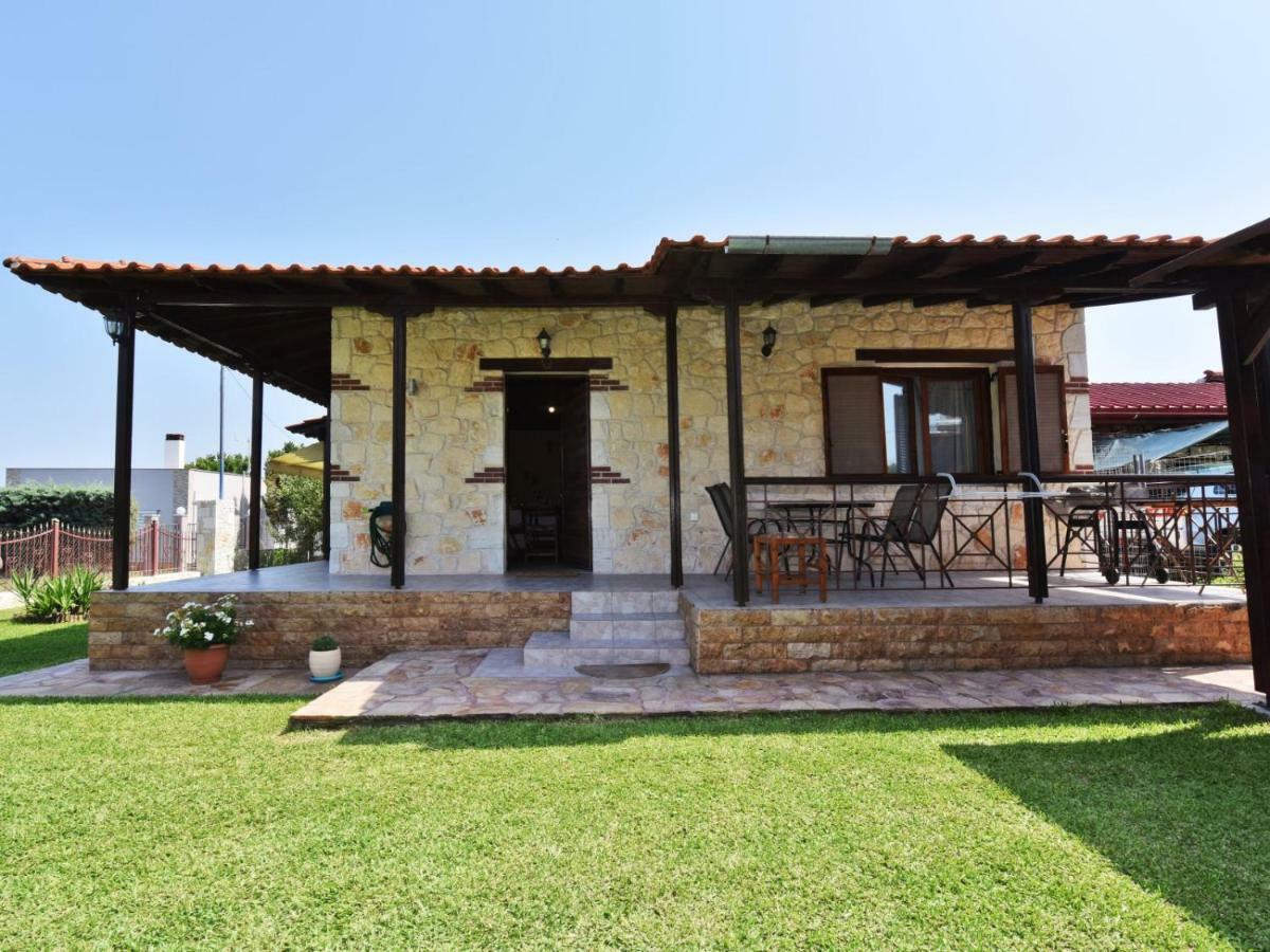 Villa Trifon By Rentalspro Services -Nea Potidea Halkidiki エクステリア 写真
