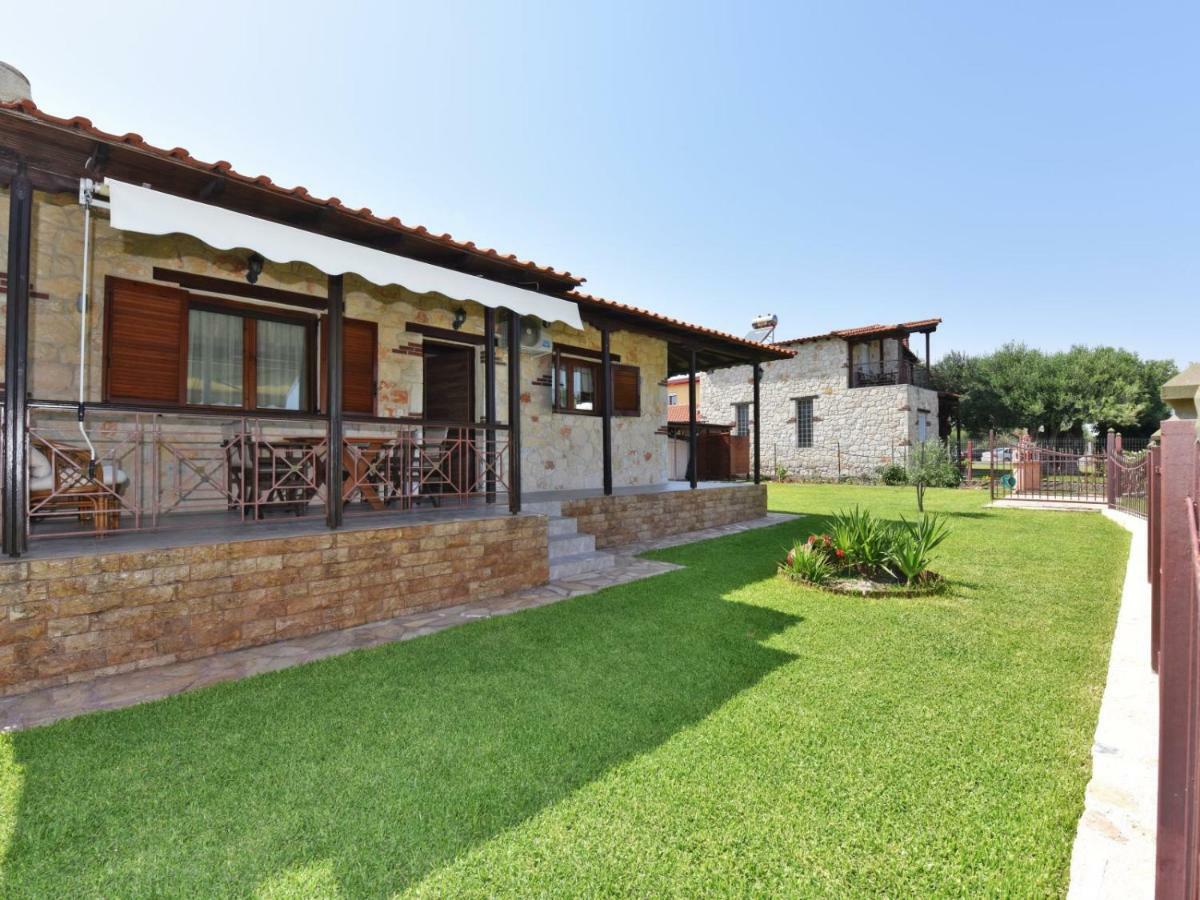 Villa Trifon By Rentalspro Services -Nea Potidea Halkidiki エクステリア 写真